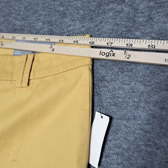 Talbots 7” Yellow Women's Shorts - Picture 6 of 13